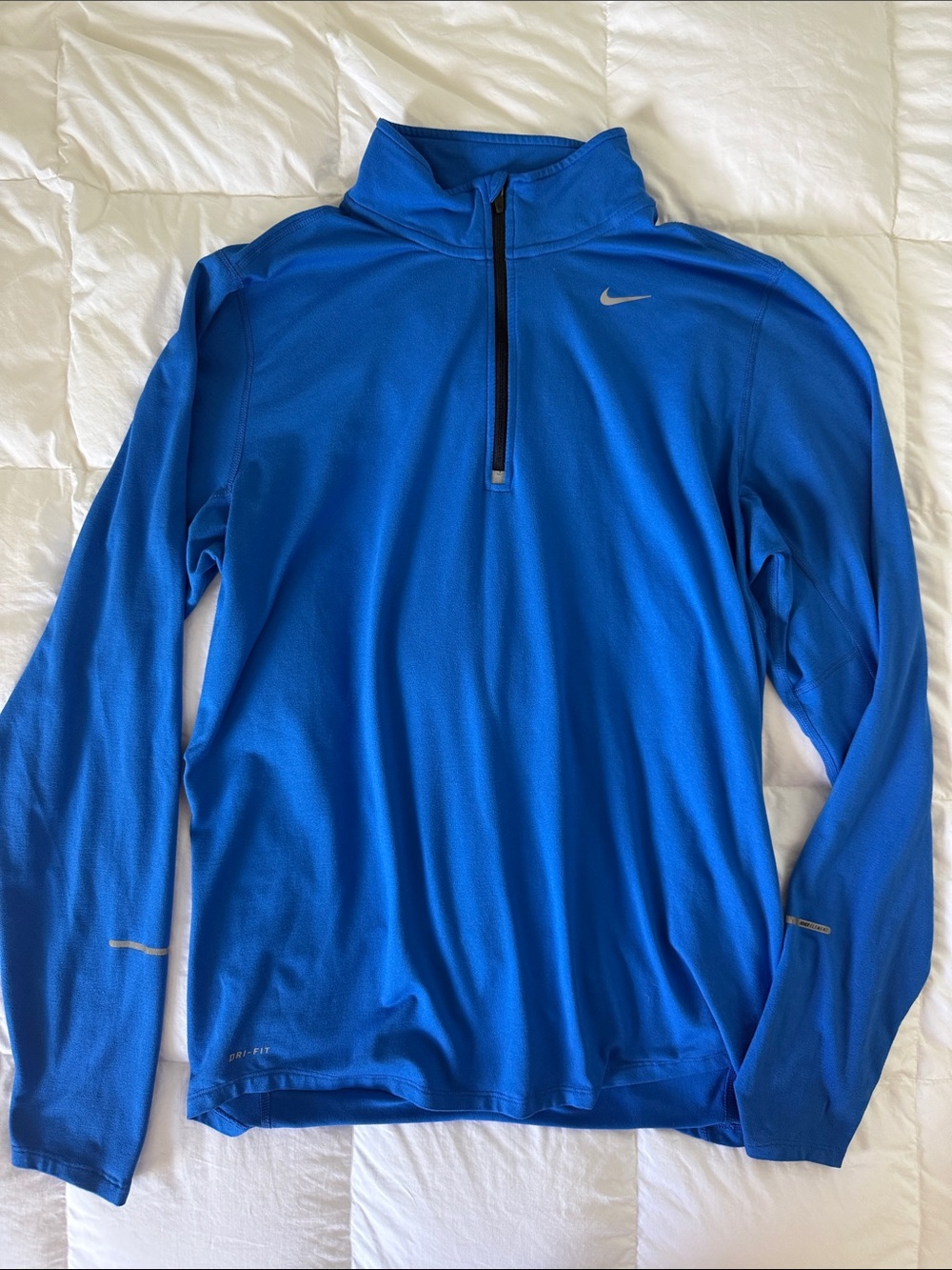 Nike Dri-Fit Active WearMen’s Long Sleeve Royal Blue Quarter-Zip Top Size M